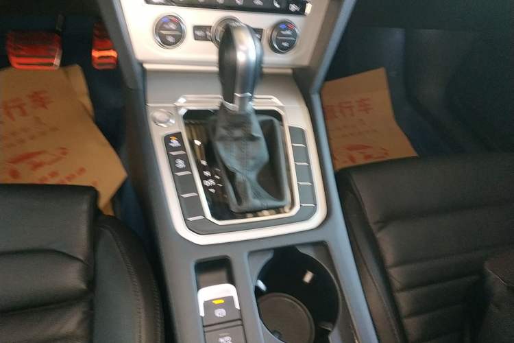 Used Volkswagen Variant 2018 380TSI Two-Wheel Drive Comfort Edition