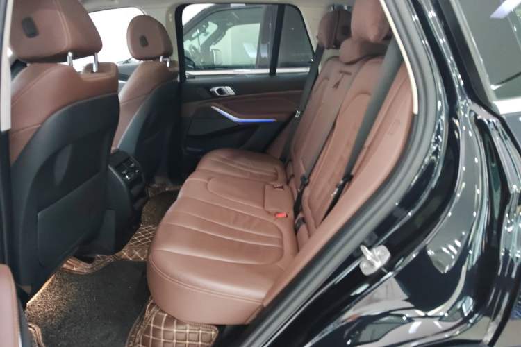 Used BMW X5 2022 xDrive40i M Sport Package