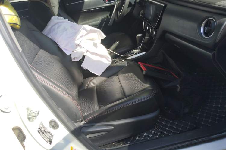 Used Toyota Corolla 2017 Revised Version 1.2T S-CVT GL-i