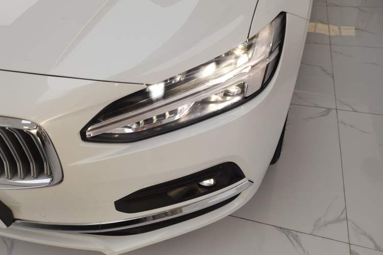 Used Volvo S90 2021 B5 Zhiyi Luxury Edition
