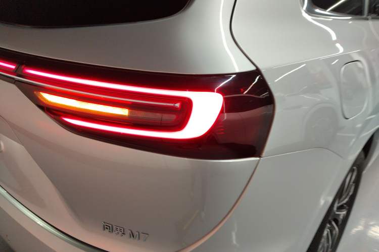 Used Hima AITO M7 2024 1.5T Intelligent Driving 4WD Max Edition 5 Seats