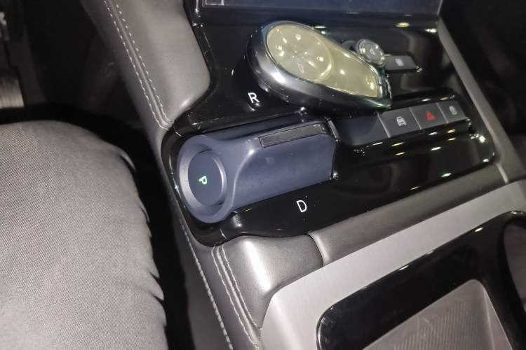 Used Nio ES8 2018 355 km Base Version 7-Seater Edition