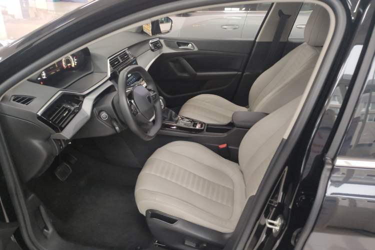 Used Peugeot 408 2022 1.6T Dream Edition
