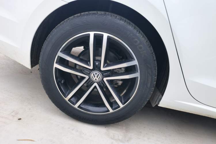Used Volkswagen Lamando 2021 280TSI DSG Comfort Edition
