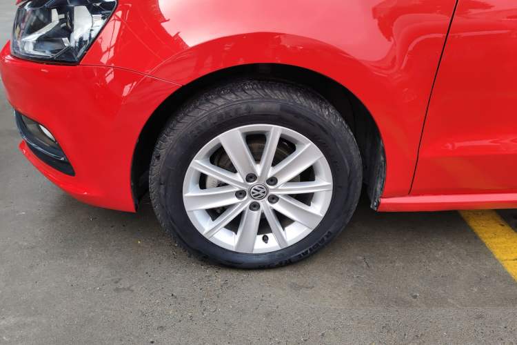 Used Volkswagen Polo 2014 1.6L Automatic Comfort Edition