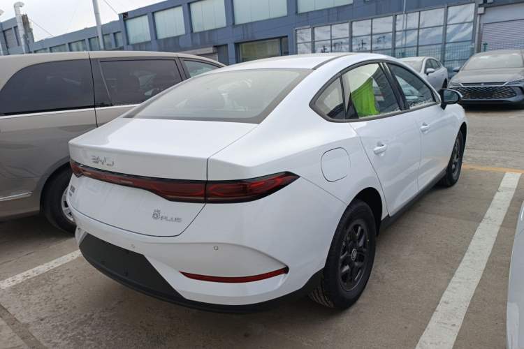 Used BYD Qin PLUS 2025 DM-i Smart Drive 55KM Leading Model