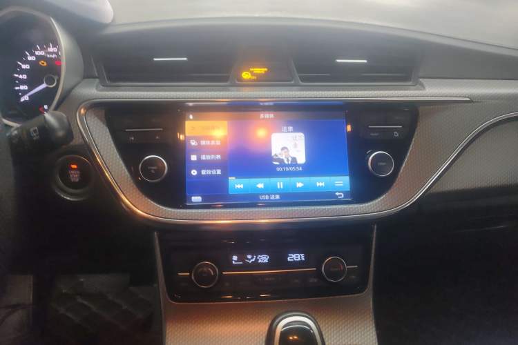 Used Geely Auto Emgrand GS 2016 Elegant Edition 1.8L Automatic LingShang Model