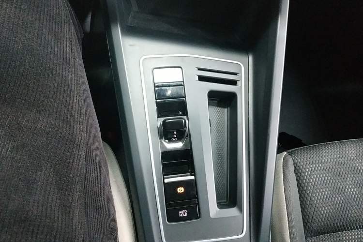 Used Volkswagen Golf 2023 200TSI DSG