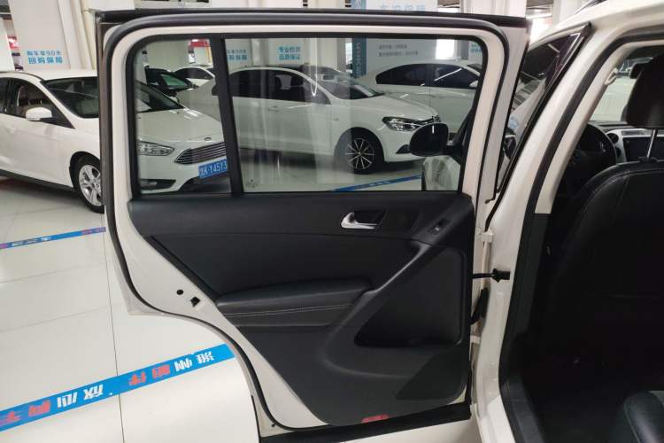 Used Volkswagen Tiguan 2017 300TSI Automatic Two-Wheel Drive Silk Road Luxury Edition
