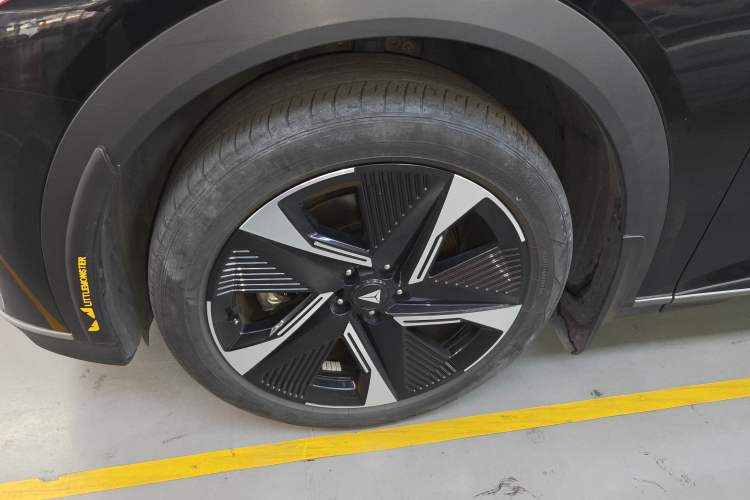 Used Deepal S07 2023 200Max Range-Extended Version
