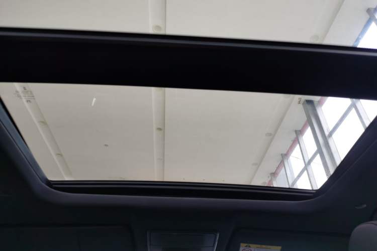 Used Honda CR-V 2024 2.0L eHEV Two-Wheel Drive Smart Edition