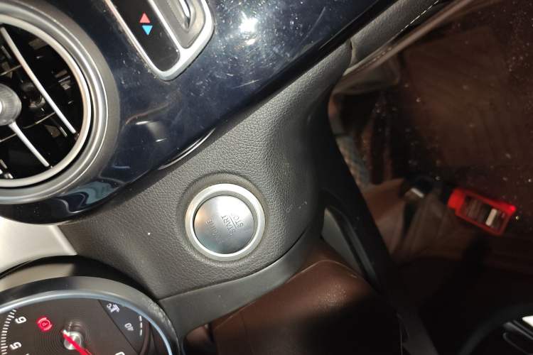 Used Mercedes-Benz GLC 2017 GLC 200 4MATIC