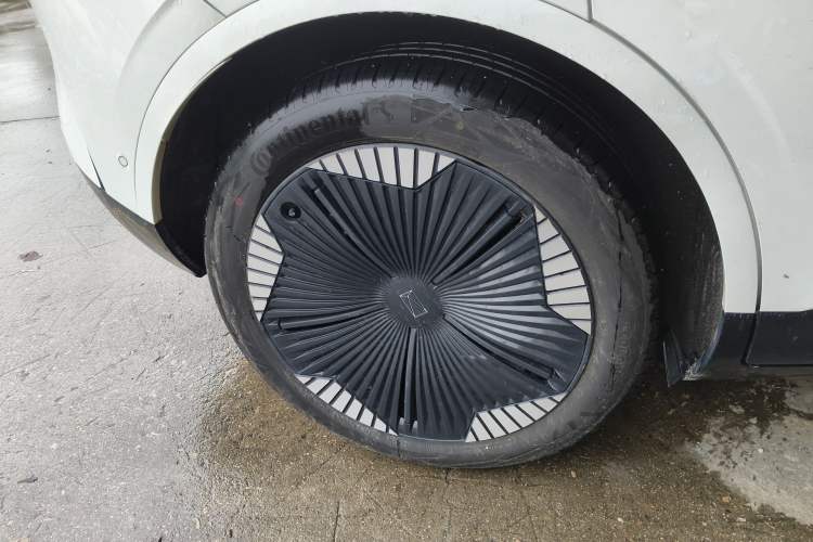 Used  11 2023 Harmony 90-degree Rear-wheel Drive Edition
