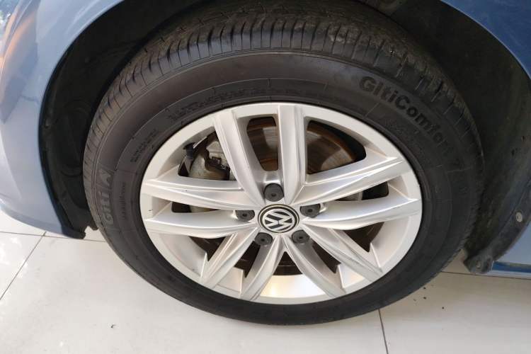 Used Volkswagen Golf 2018 230TSI Automatic Comfort Model
