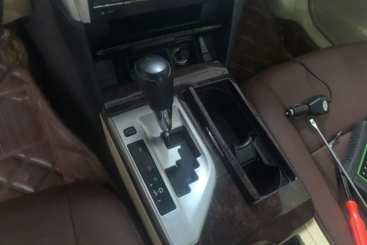 Used Toyota Camry 2015 2.0E Elite Edition
