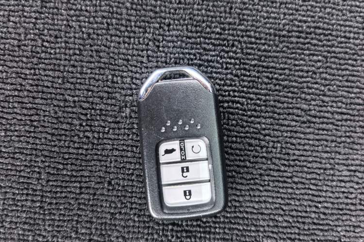 Used Honda UR-V 2017 240TURBO Two-Wheel Drive Luxury Edition China V