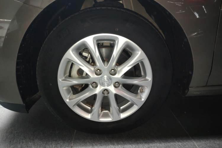 Used Buick GL6 2019 18T 6-Seater Elite Version China VI Standard
