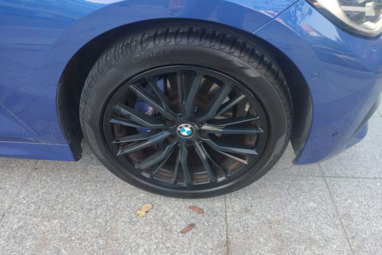 TDK.VehicleDetails.img