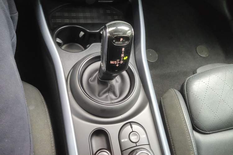 Used  Clubman 2019 1.5T COOPER Connoisseur