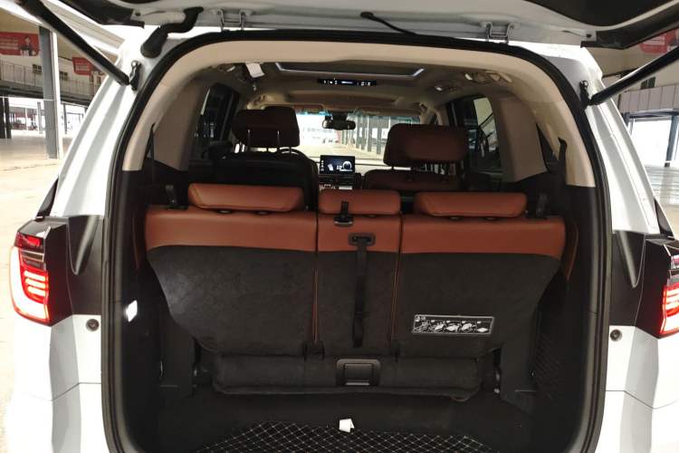 Used Honda Odyssey 2022 2.0L eHEV Sharp Supreme Edition
