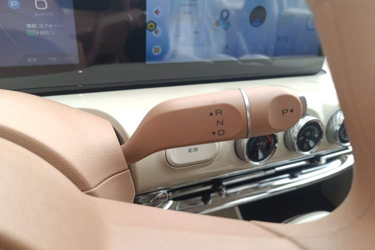 Used Wuling Bingo 2025 333 km Lingxi Connected Version
