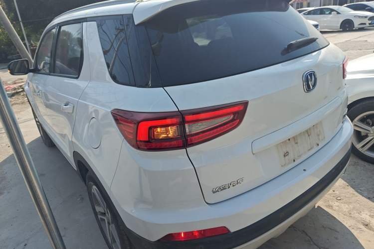 Used Changan CS55 2018 1.5T Automatic Colorful Edition China V Standard
