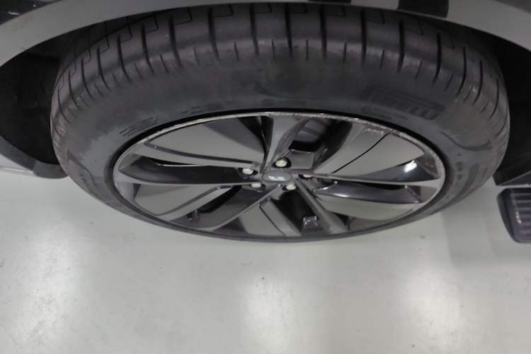 Used Li Auto L9 2022 Max model
