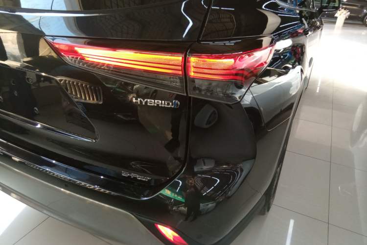 Used Toyota Highlander 2022 Dual-Engine 2.5L Four-Wheel Drive Prestige Version 7 Seats