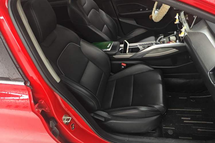 Used Geely Auto Coolray 2019 260T DCT Knight China VI Standard