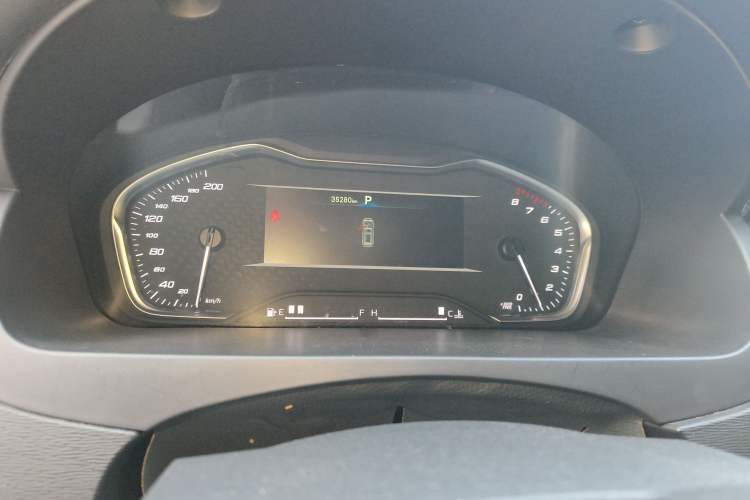 Used SAIC MAXUS G20 2023 ES 2.0T Gasoline Automatic Value Edition
