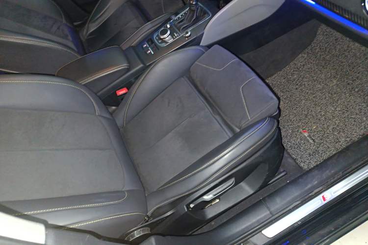 Used Audi A3 2018 30th Anniversary Edition Sportback 35 TFSI Fashion Model
