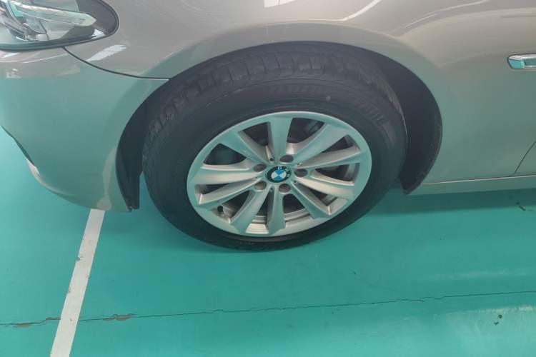 Used BMW 5 Series 2017 520Li Elegant Edition
