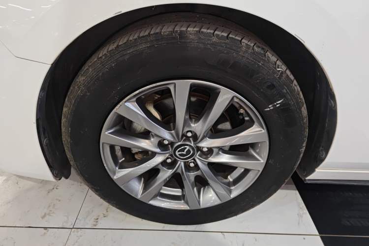 Used Mazda Mazda 3 Axela 2020 1.5L Automatic Luxury Version