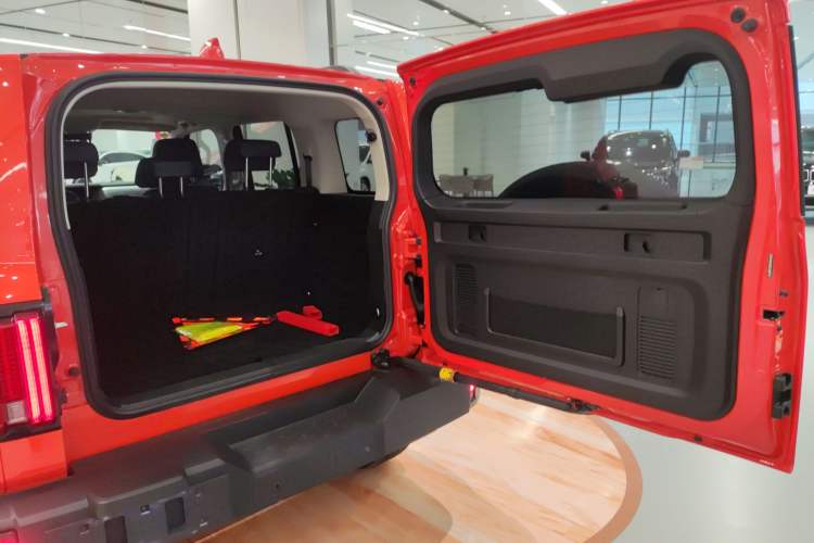 Used Tank 300 2024 2.0T Challenger