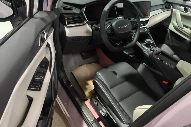 Used Lynk & Co 06 2023 Remix 1.5T Shero