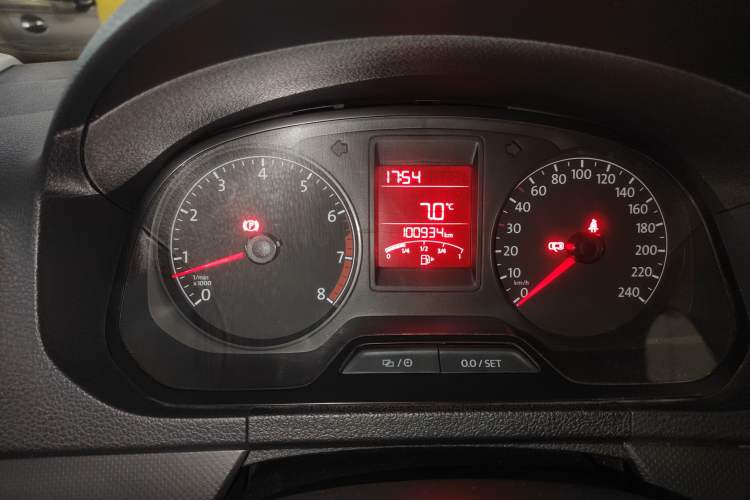 Used Volkswagen Jetta 2015 Value Edition 1.6L Manual Fashionable Style
