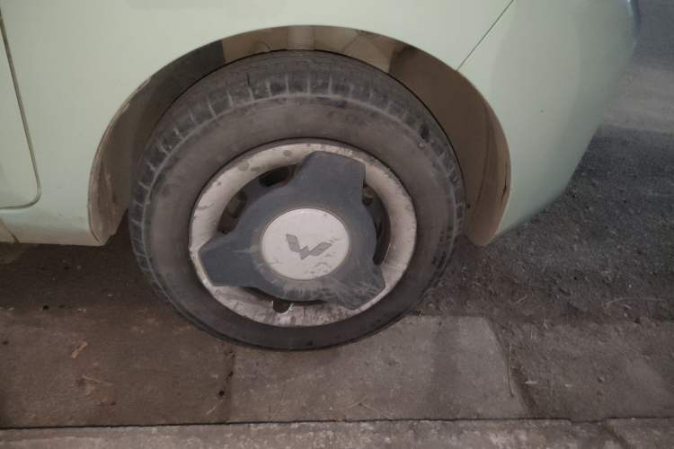 Used Wuling Hongguang MINIEV 2021 Macaron Fashion Edition Lithium-Ion Battery
