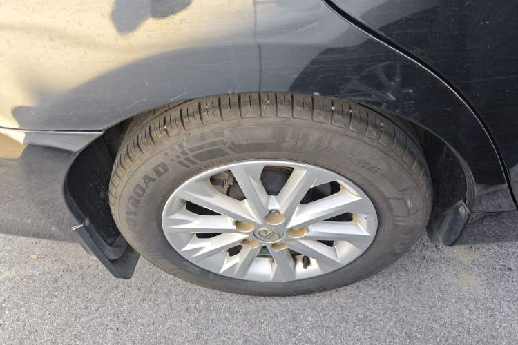 Used Toyota Camry 2015 2.0G Premier Edition
