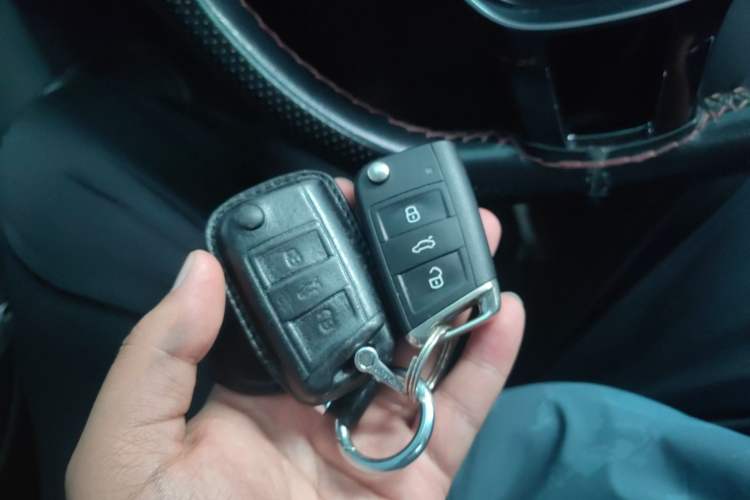 Used Volkswagen Golf 2015 1.4TSI Automatic Flagship Model
