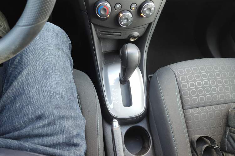 Used Chevrolet Trax 2016 1.4T Automatic Two-Wheel Drive Comfort Version with Sunroof
