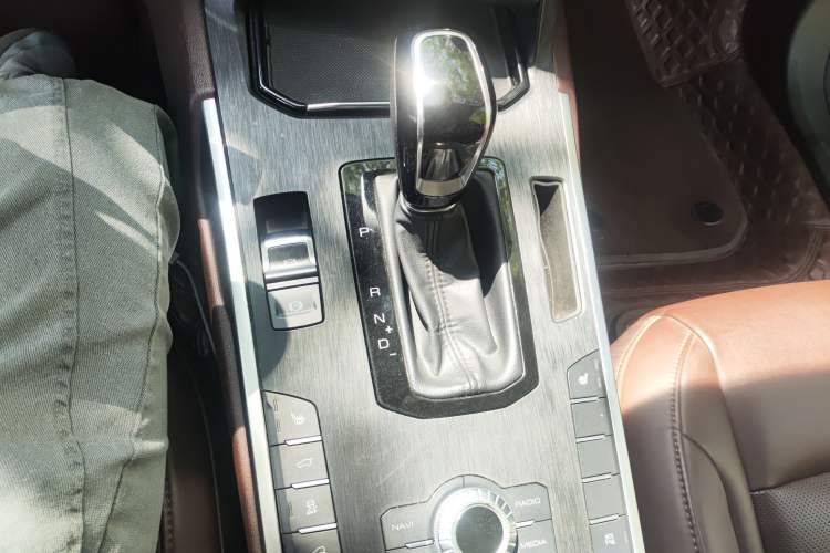 Used Wey VV7 2017 2.0T Ultra-Luxury Version