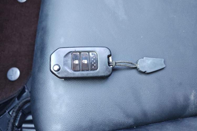 Used Honda Vezel 2015 1.5L CVT two-wheel drive Comfort trim