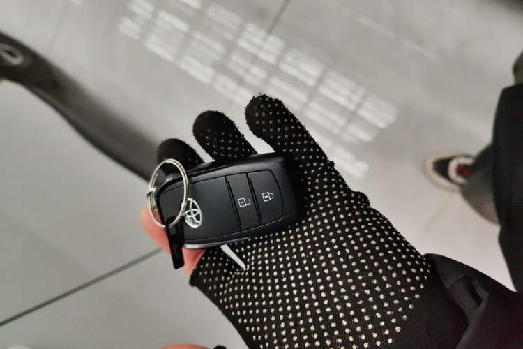 Used Toyota FRONTLANDER 2023 2.0L CVT Luxury Edition