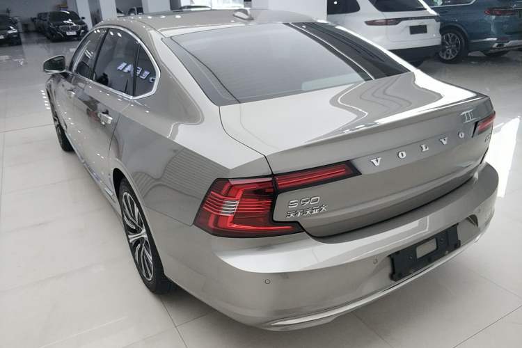 Used Volvo S90 2021 B5 Zhiyuan Luxury Edition
