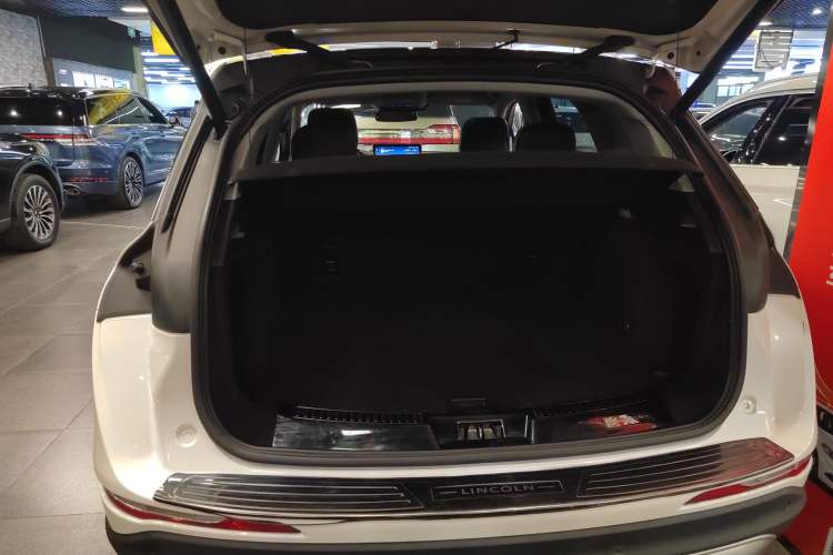 Used Lincoln Corsair 2021 2.0T Two-Wheel Drive Deluxe Edition