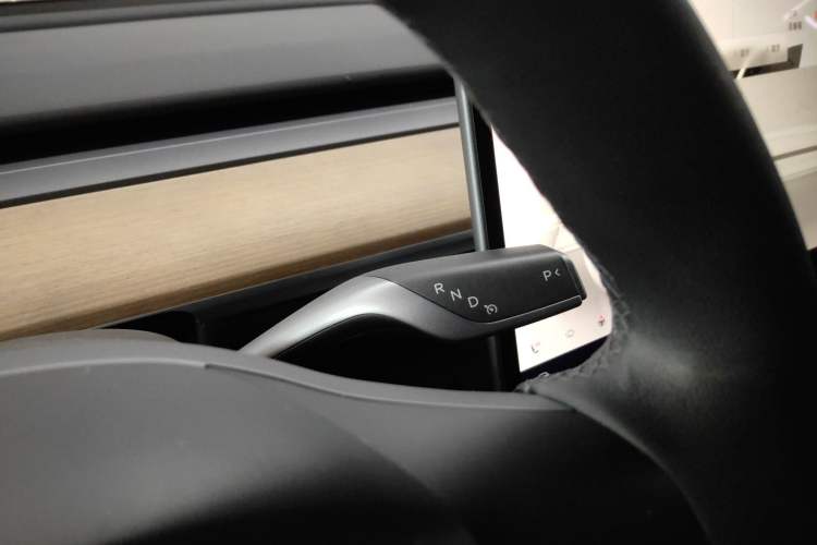 Used Tesla Model Y 2021 Revised Version 2 Long-Range All-Wheel-Drive Edition