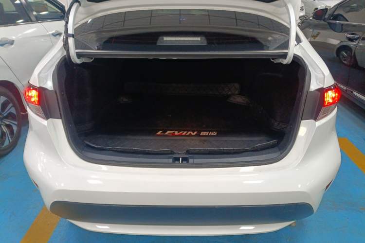 Used Toyota Levin 2022 Facelift TNGA 1.5L CVT Progressive Edition
