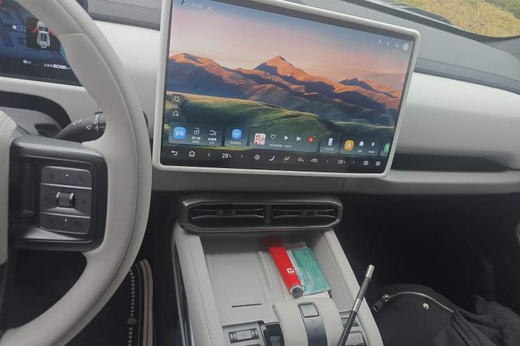 Used  Titanium 3 2025 501KM All-Wheel Drive Intelligent Driving Ultra Version