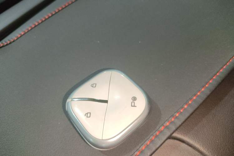 Used Baojun Spark EUV 2024 Prestige Edition 4 Seats
