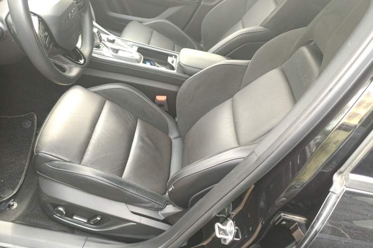 Used Lynk & Co 03 2022 1.5TD DCT JingPro
